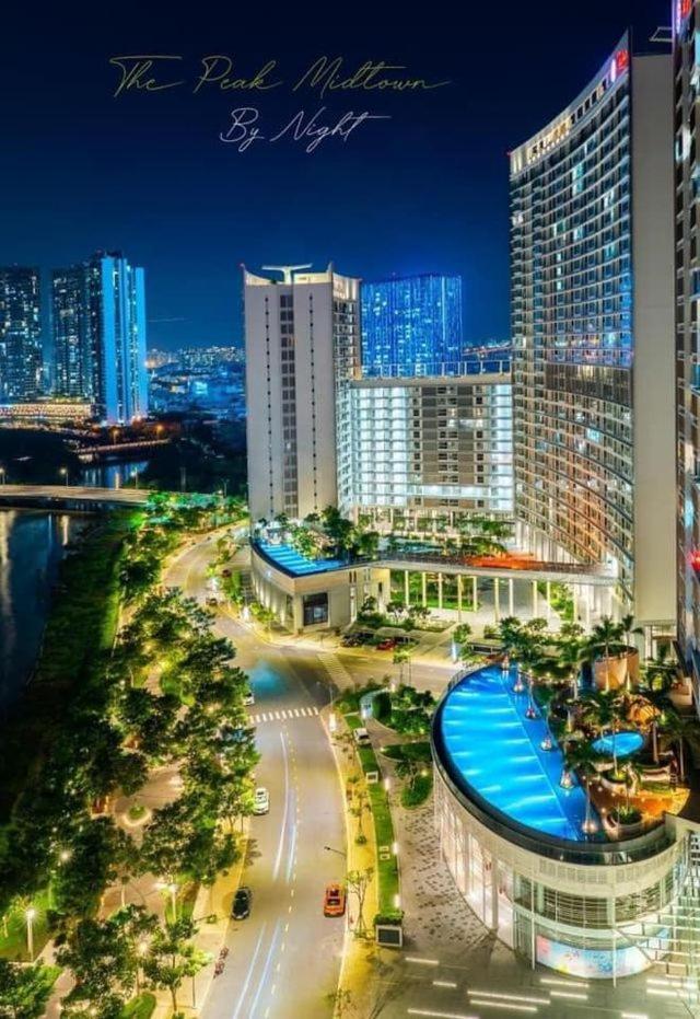 The Peak Midtown Twobedroom With Balcony Хошимин Экстерьер фото
