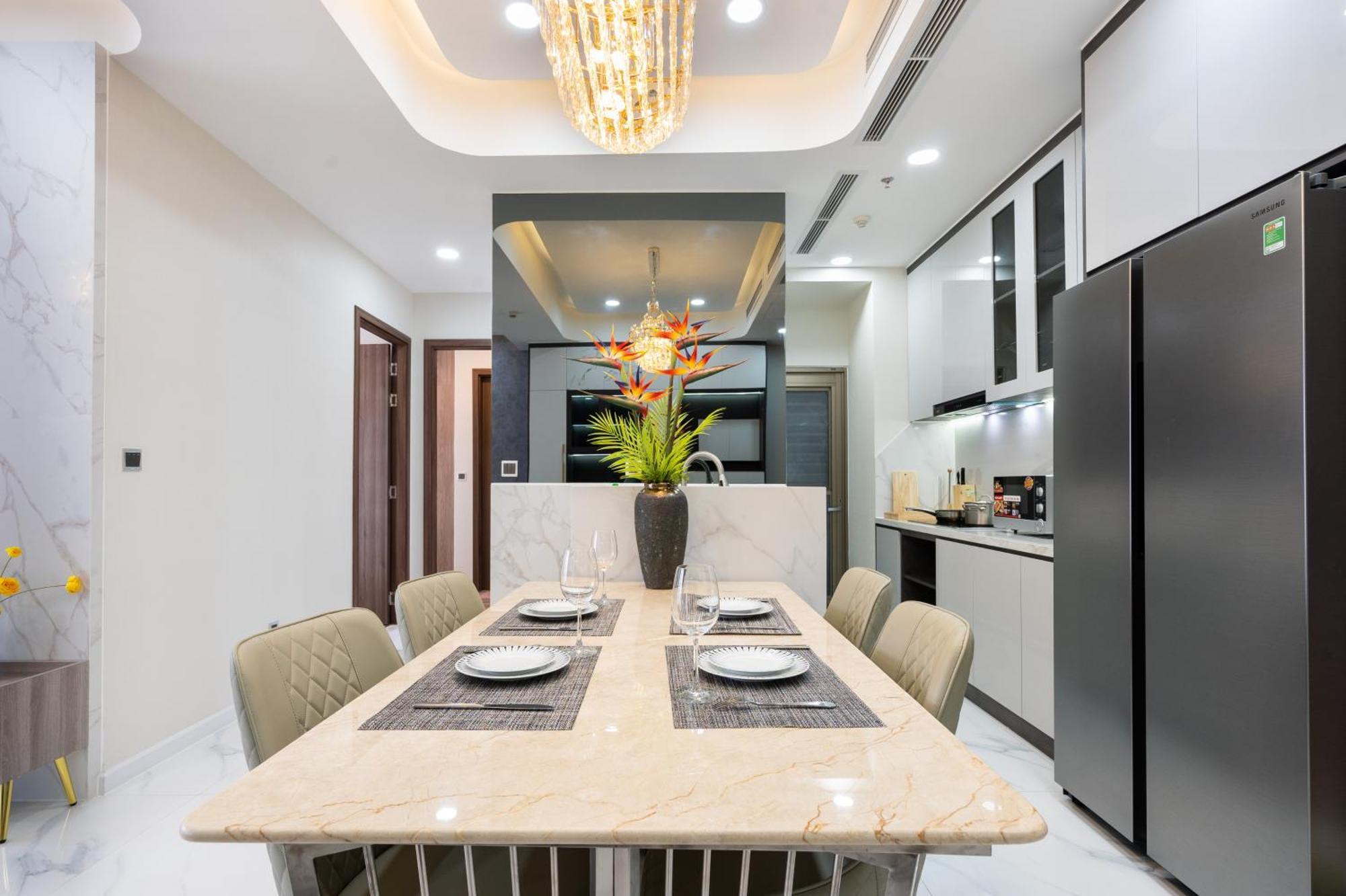 The Peak Midtown Twobedroom With Balcony Хошимин Экстерьер фото