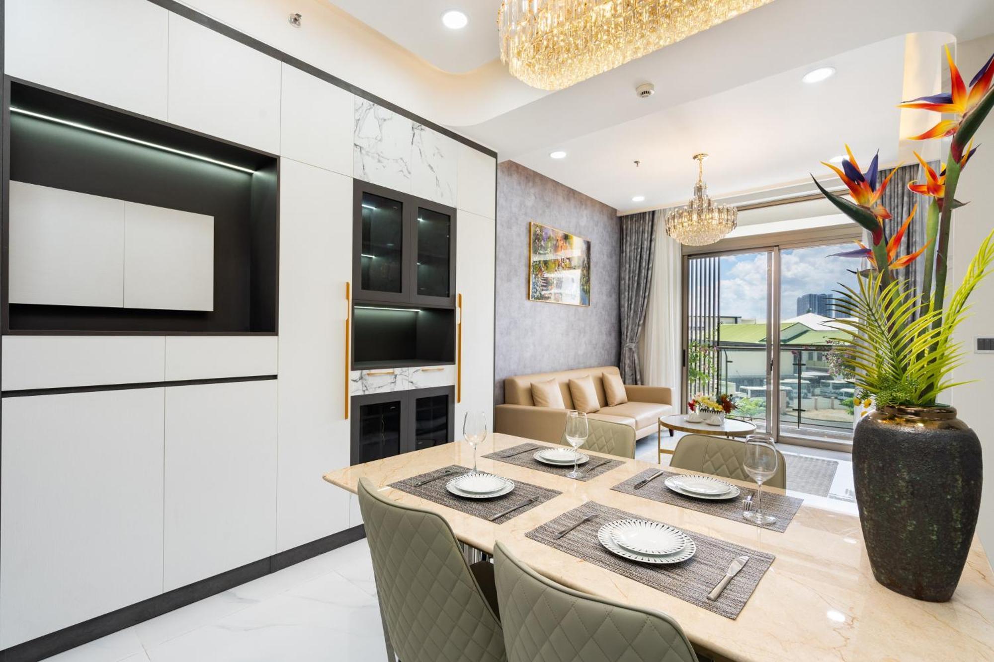 The Peak Midtown Twobedroom With Balcony Хошимин Экстерьер фото
