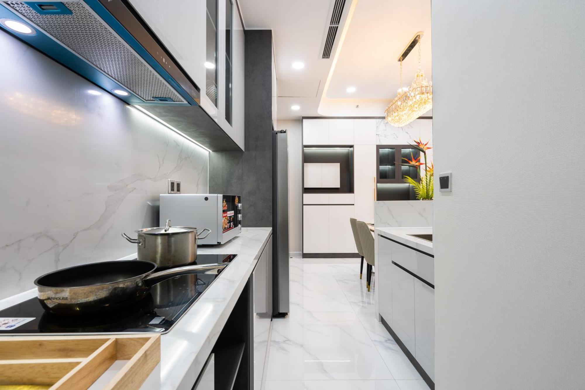 The Peak Midtown Twobedroom With Balcony Хошимин Экстерьер фото